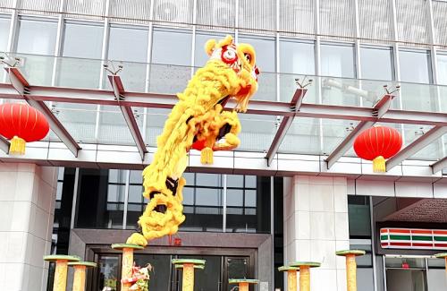 CC国际·(集团)官方网站国际新春盛启，雄狮之姿展未来！